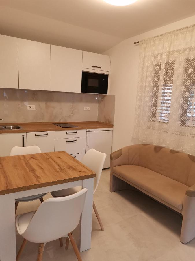Apartment Luka Makarska Exterior photo